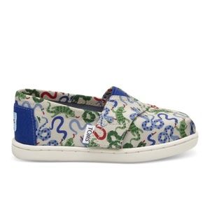 Toddler/Little Kid VECJUNIA Girls Canvas Low Top Flat Sneaker Shoes Star Toddler/Little Kid VECJUNIA Girls Canvas Low Top Flat Sneaker Shoes Star